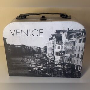 Vintage Decorative Luggage Box